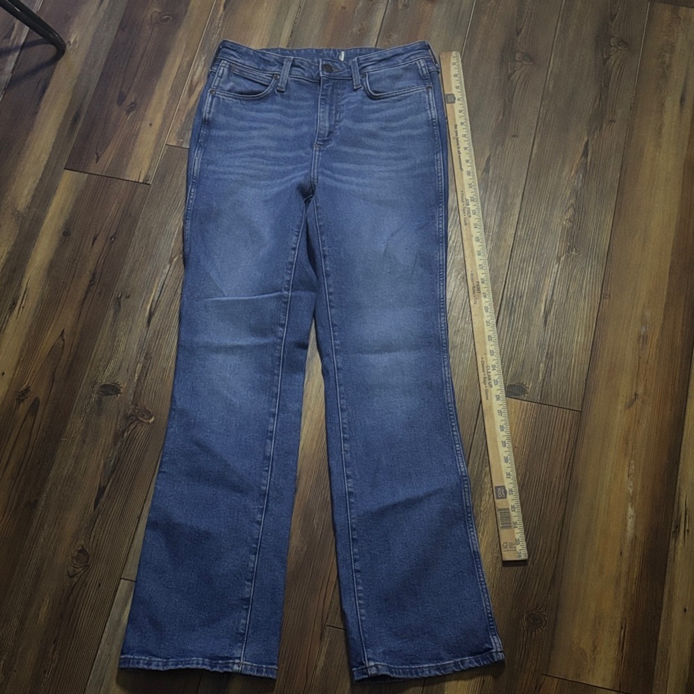 Wrangler Boot Cut Jeans in Deep Blue 28 x 32